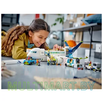 Конструктор LEGO City 60367 Пассажирский самолет картинка 7
